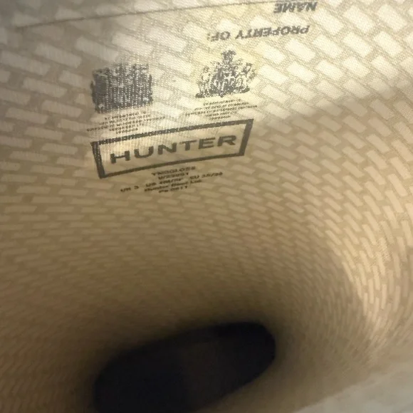 Hunter Classic Black Waterproof Boots - Picture 5 of 9